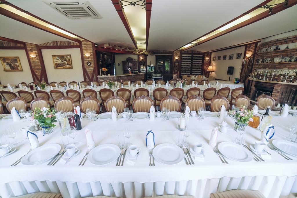 Hubertus Aparthotel & Restaurant & Horse Club Starogard Gdański 外观 照片