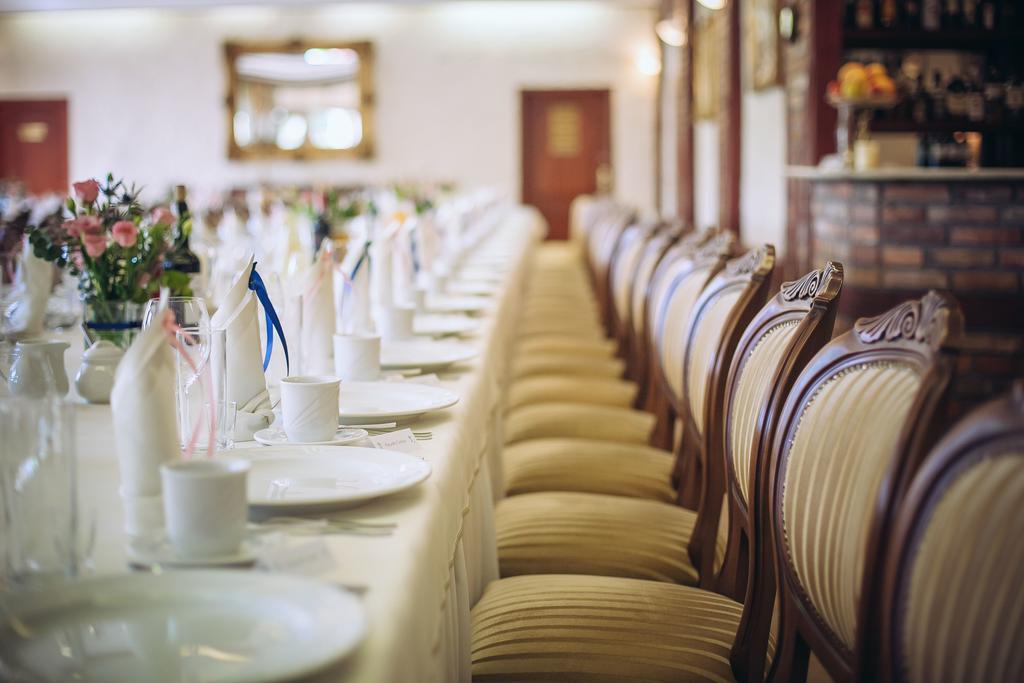 Hubertus Aparthotel & Restaurant & Horse Club Starogard Gdański 外观 照片