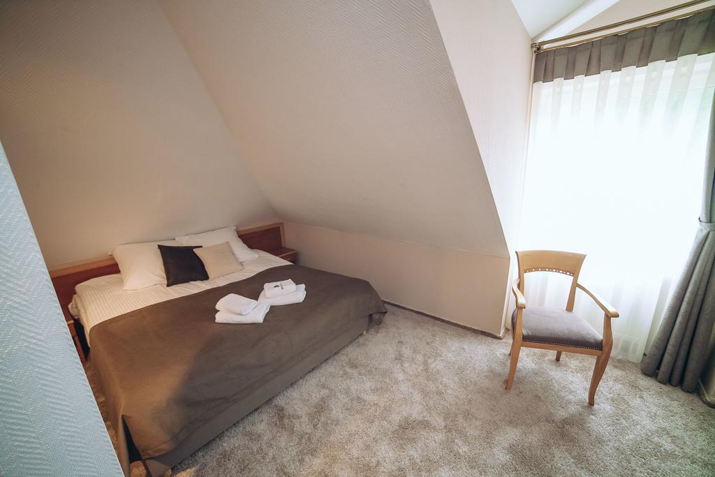 Hubertus Aparthotel & Restaurant & Horse Club Starogard Gdański 外观 照片