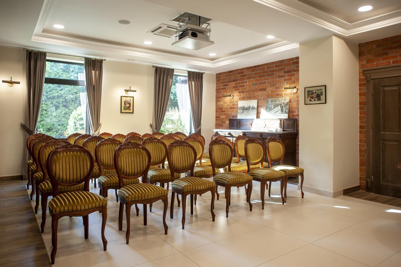 Hubertus Aparthotel & Restaurant & Horse Club Starogard Gdański 外观 照片